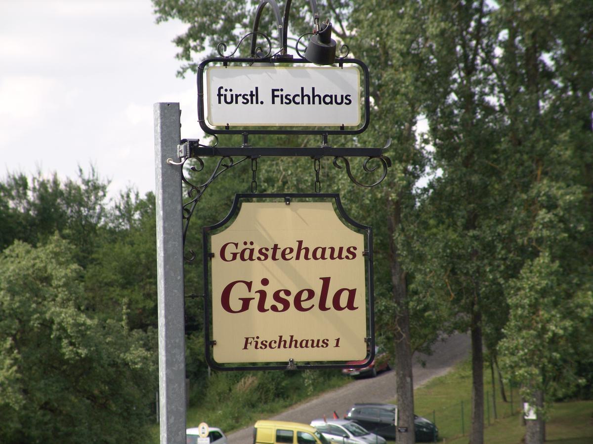 Gaestehaus "Gisela" Im Fuerstlichen Fischhaus Schillingsfürst Buitenkant foto